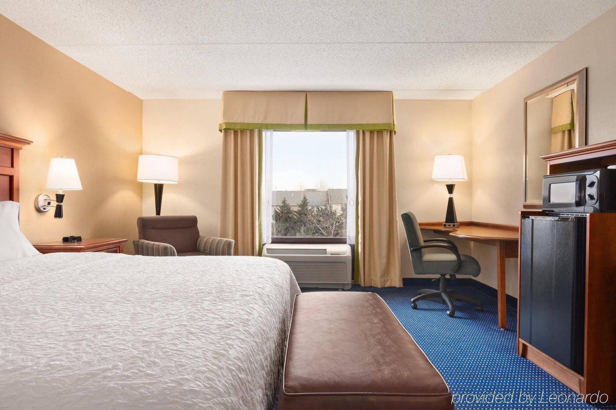 Hampton Inn Warrenton, Va 外观 照片