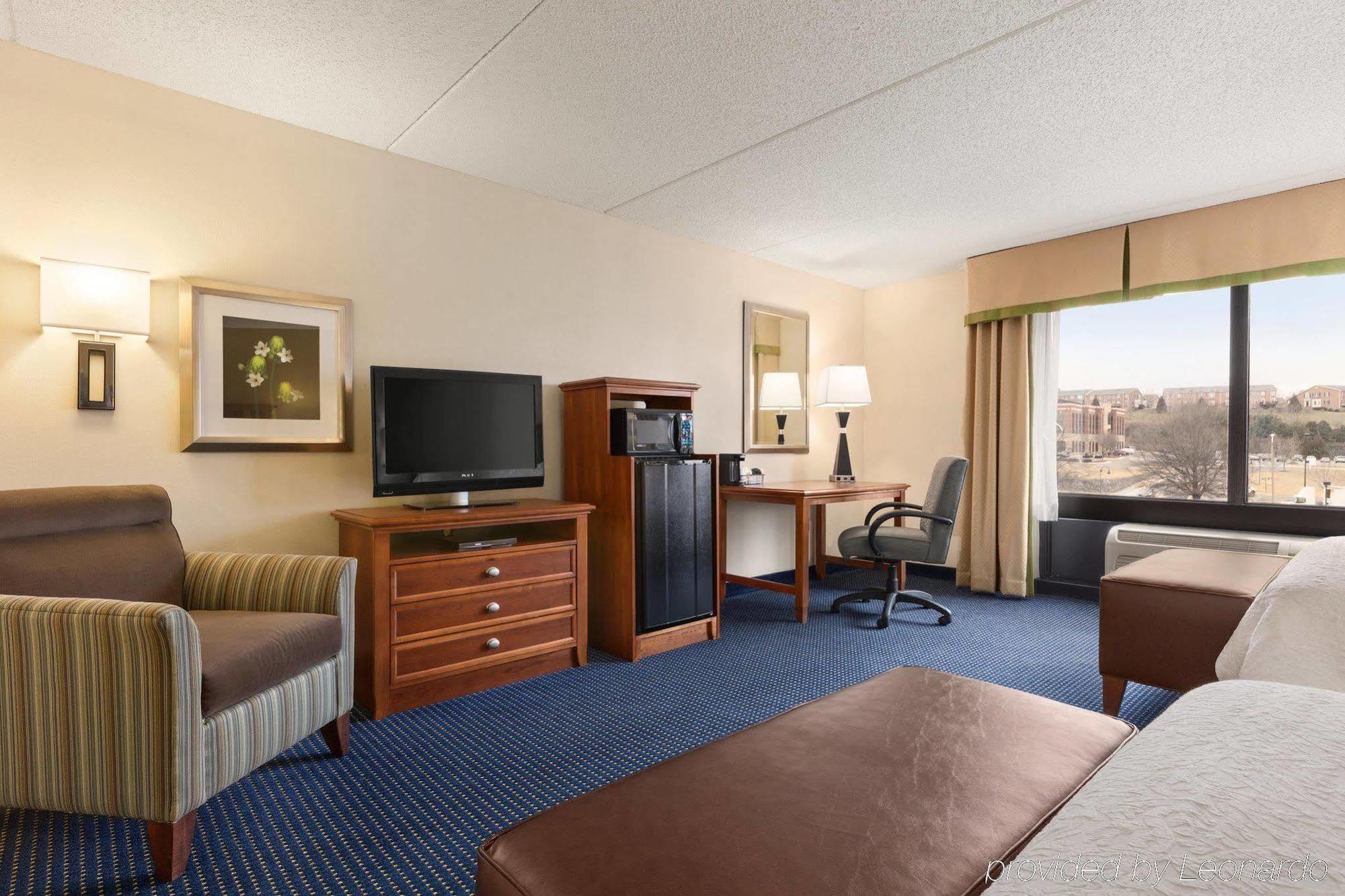 Hampton Inn Warrenton, Va 外观 照片